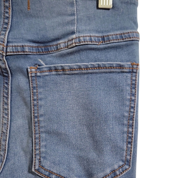 Free People Women's Penny Pull-on Flare Stretch Denim Jeans Size 25 Med Wash - Picture 9 of 16